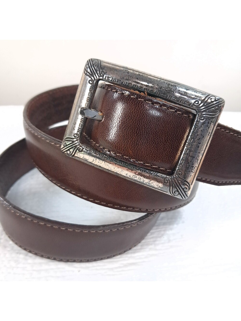 Eddie Bauer Leather Belt womens sz M Medium Brown Leather silver buckle USA 2191